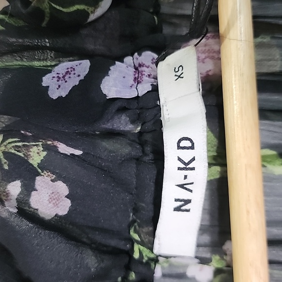 NA-KD sheer high neck floral dress size XS - Picture 6 of 9